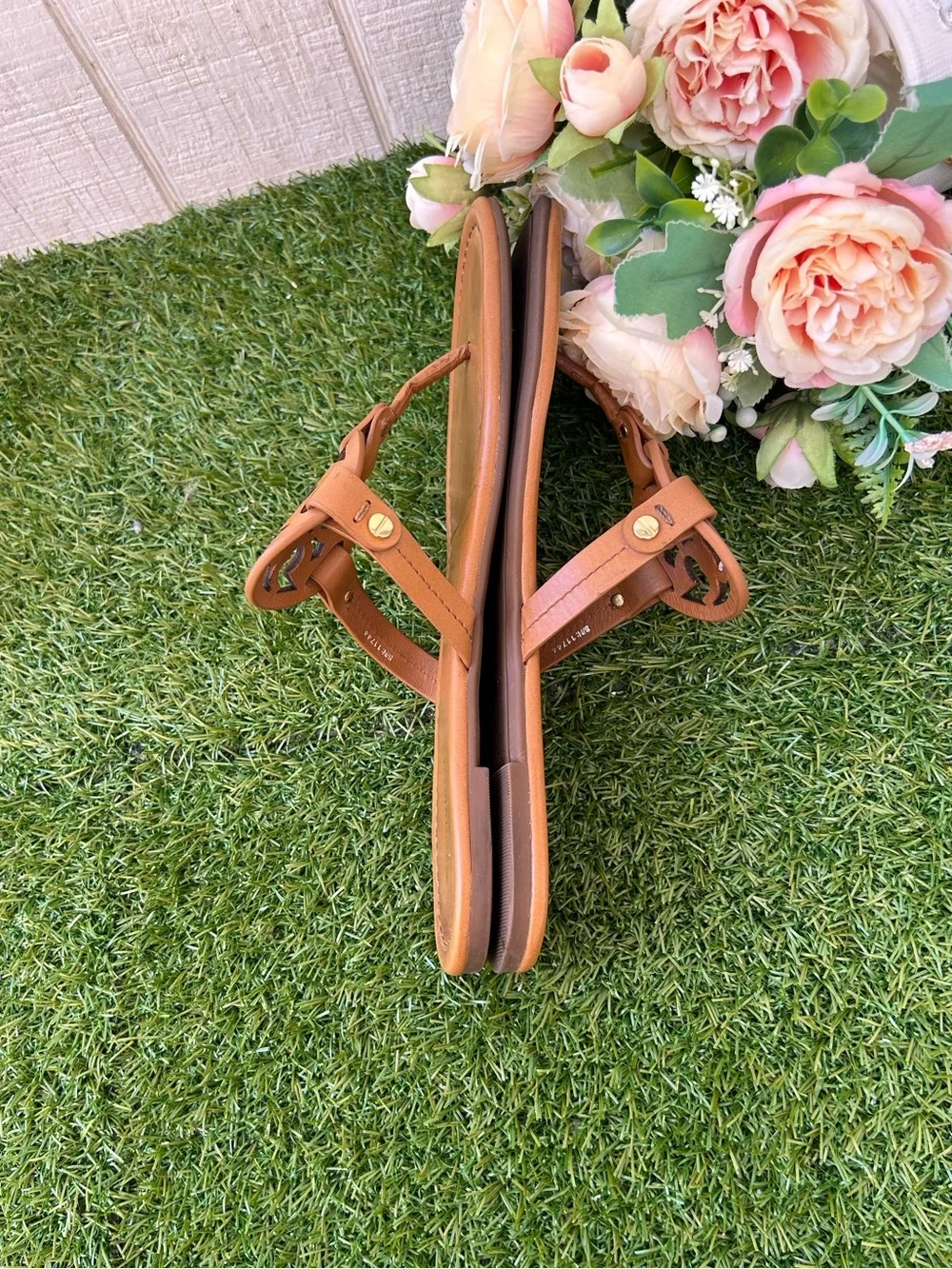 Tory Burch🍁🍂Miller sandals vintage Vachetta Womens size 8.5 gently used